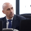 L'ancien président de la fédération espagnole de football, Luis Rubiales, est vu lors de son procès dans une salle d'audience à proximité de Madrid plus tôt ce mois-ci. Il a été reconnu coupable d'agression sexuelle pour son baiser non sollicité à la joueuse Jenni Hermoso.