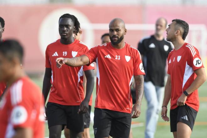 Marcao et Batista Mendy lors de l'entraînement.