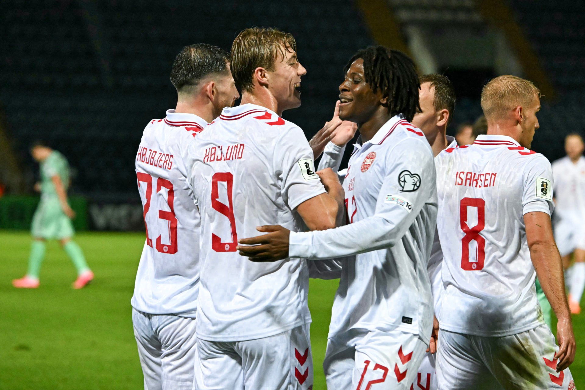 Rasmus Hojlund et Patrick Dorgu mènent le Danemark à une victoire écrasante 6-0 !