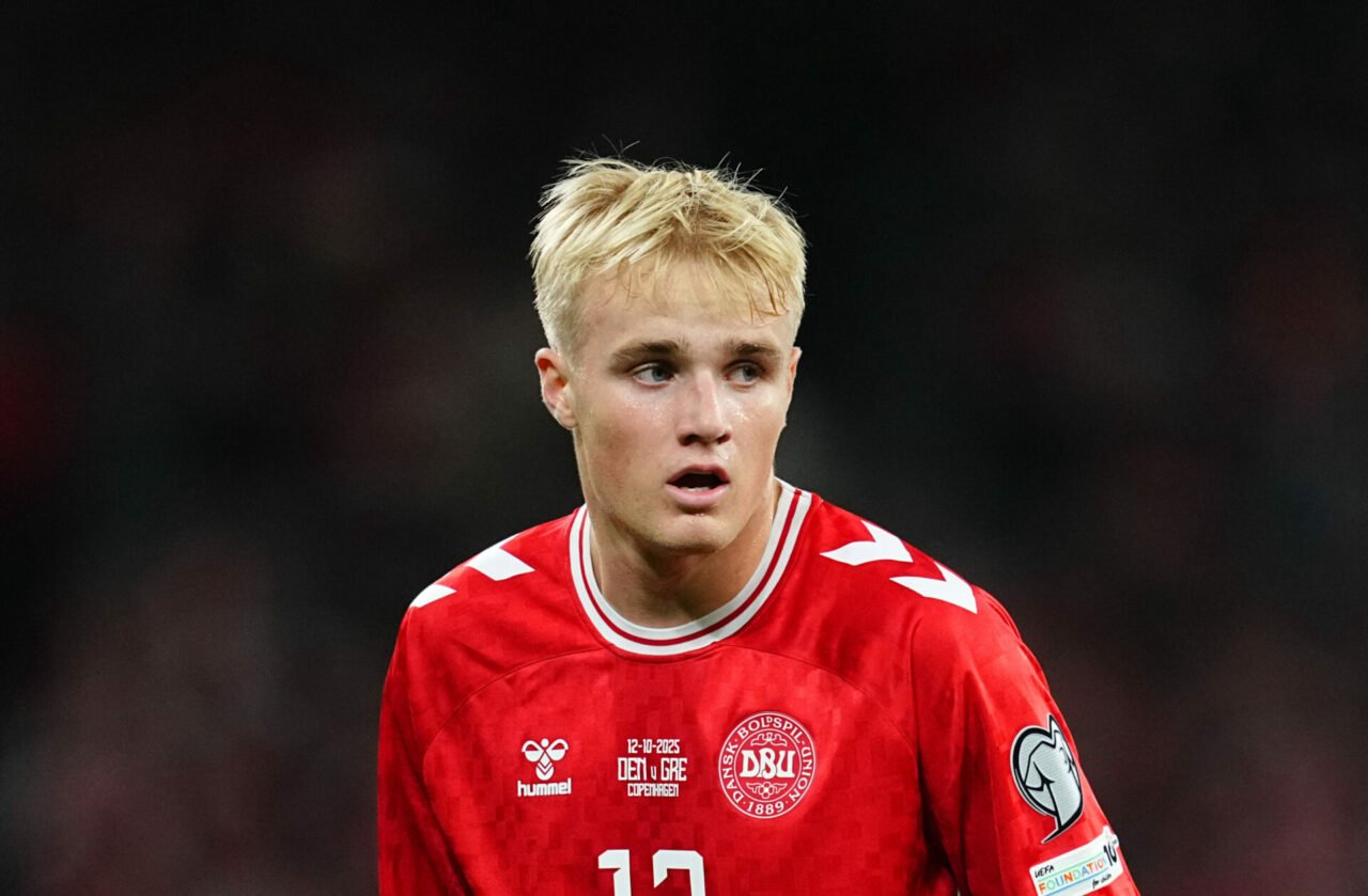 Tottenham en frontline pour un milieu à 52 millions d'Arsenal : un talent danois de Thomas Frank !