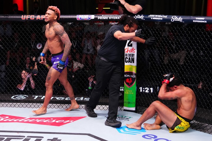 Michael Morales a battu Gilbert Burns en mai. (Prensa UFC)