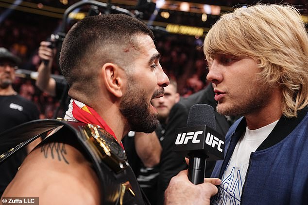 Paddy Pimblett dénonce le plan "pathétique" de Charles Oliveira après sa défaite par KO face à Ilia Topuria à l'UFC 317 et dévoile son atout majeur face au nouveau champion.