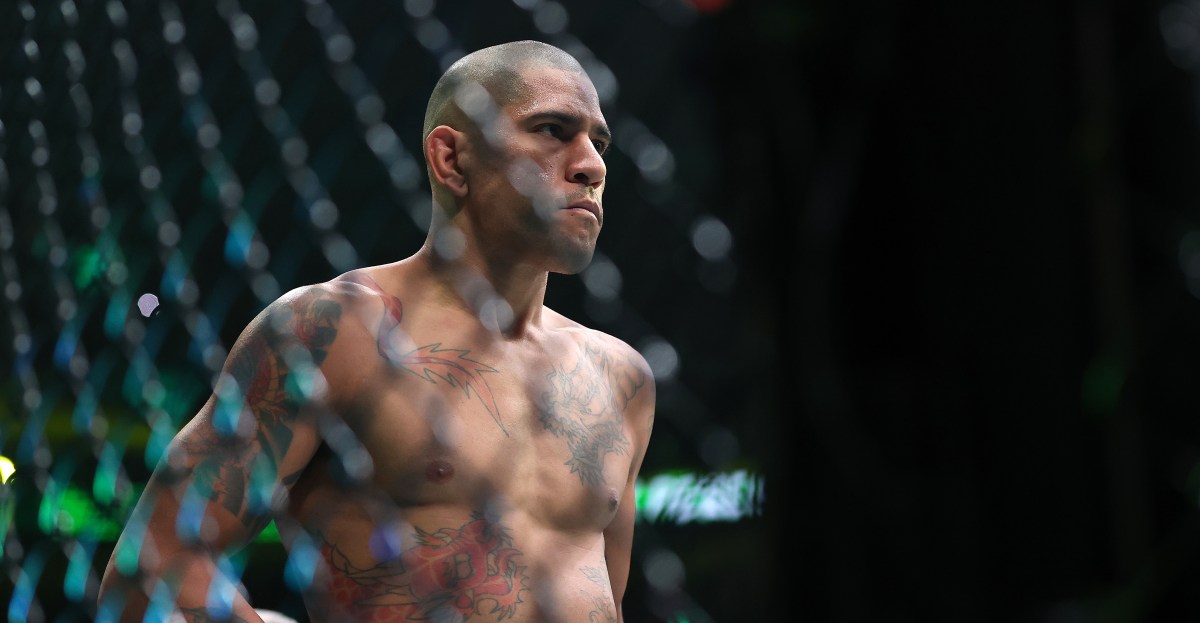 Pereira, au bord de la faillite, a du mal à marcher avec sa jambe blessée pour l'UFC 313
