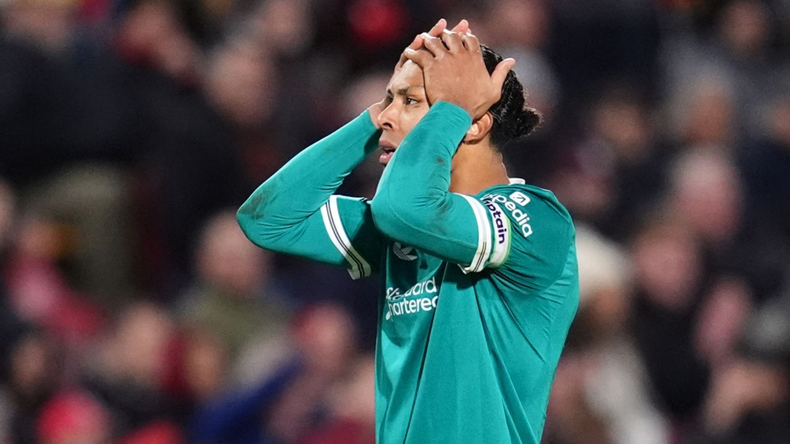 Brentford s'impose 3-2 face à Liverpool !
