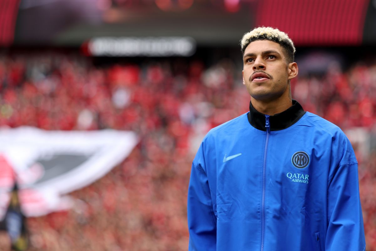 Luis Henrique avant un match de la Coupe du Monde des Clubs.