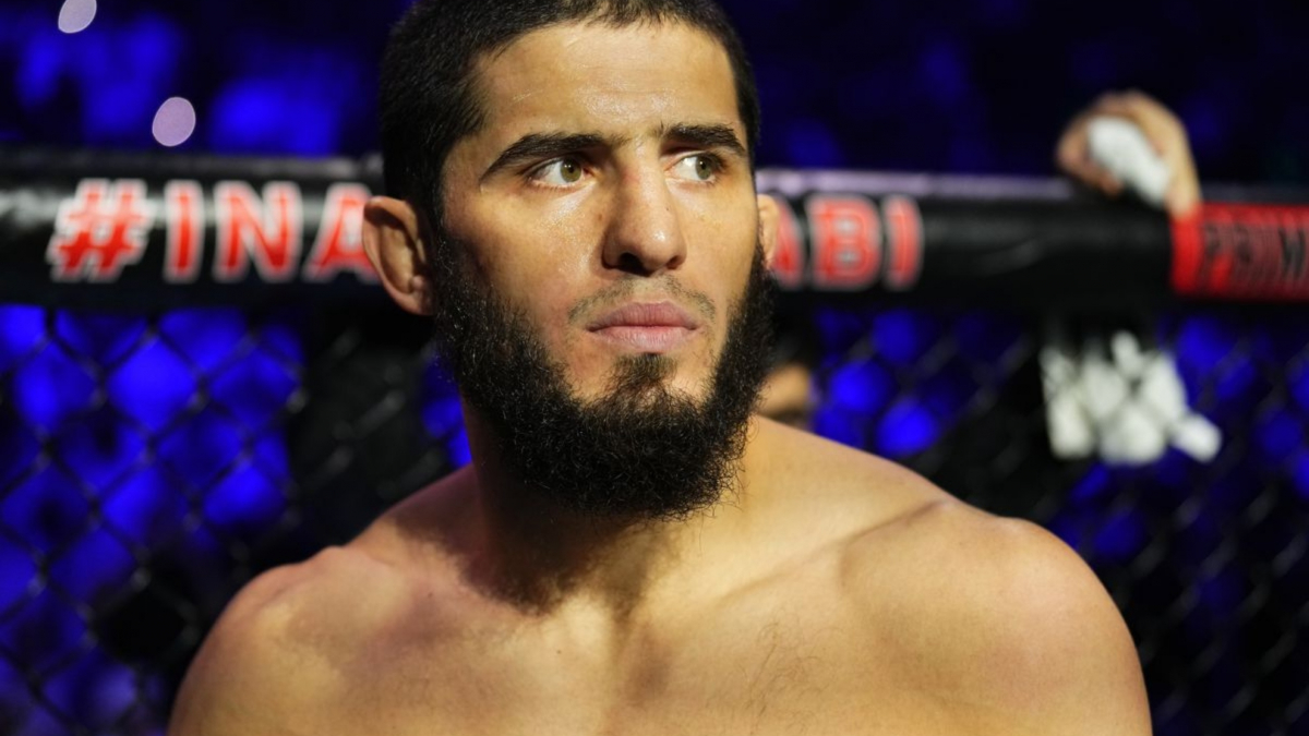 Makhachev abattu après la chute de ses deux coéquipiers à l'UFC Qatar !