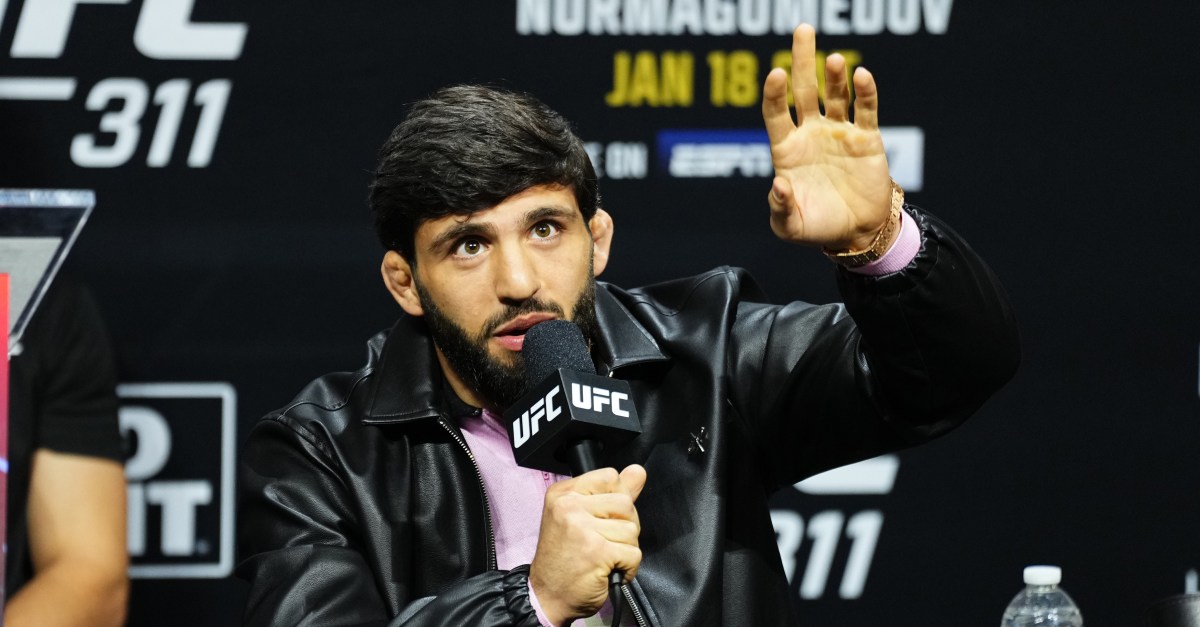 Arman Tsarukyan met en garde les combattants russes de l'UFC : « Nous sommes les seuls à n'avoir pas le choix »