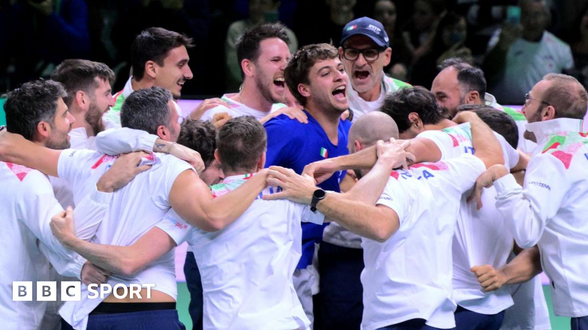 Coupe Davis : L'Italie triomphe contre l'Espagne et remporte son incroyable troisième titre consécutif !