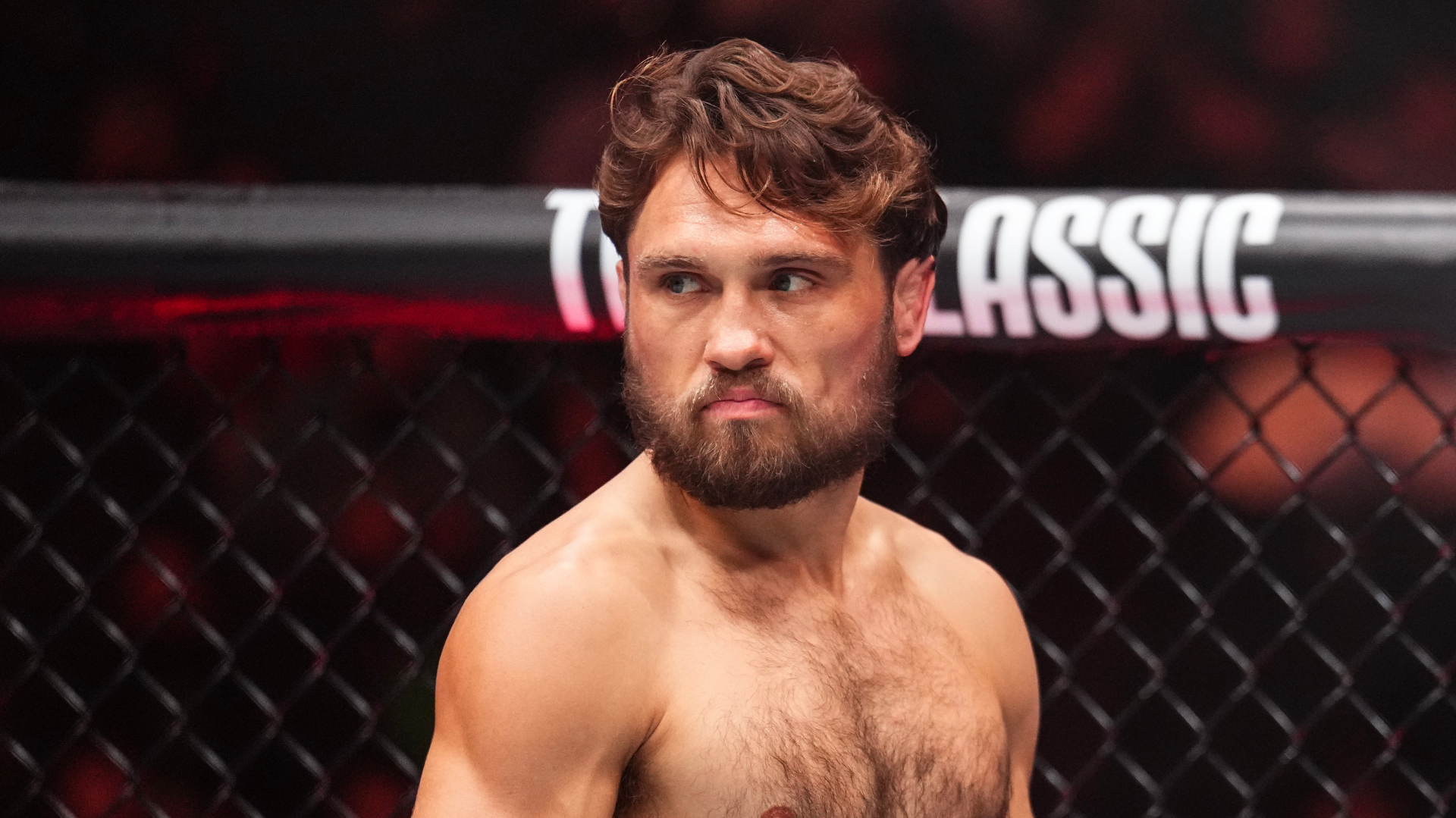 Ethyn Ewing fait son retour sur les chantiers juste après l'UFC 32 !