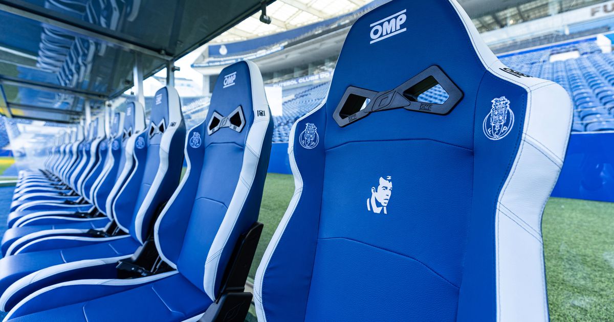 Jorge Costa immortalisé au cœur du Banco do Dragão !