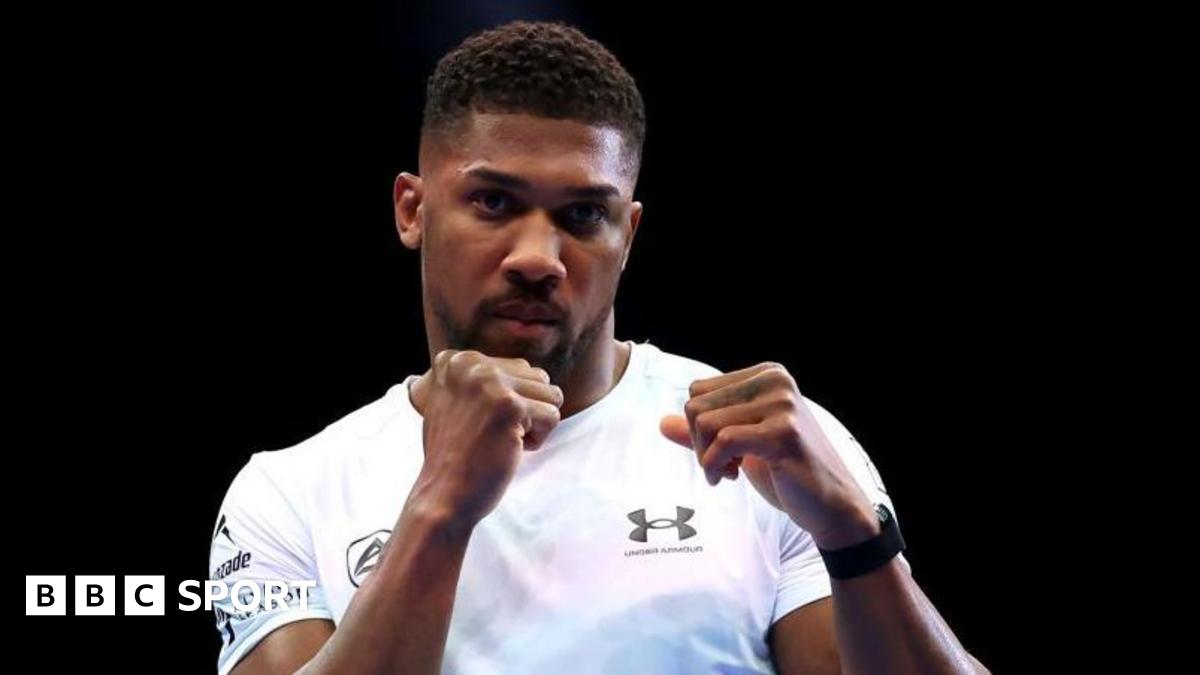 Joshua contre Paul : Eddie Hearn admet avoir trompé MVP sur le poids du britannique !