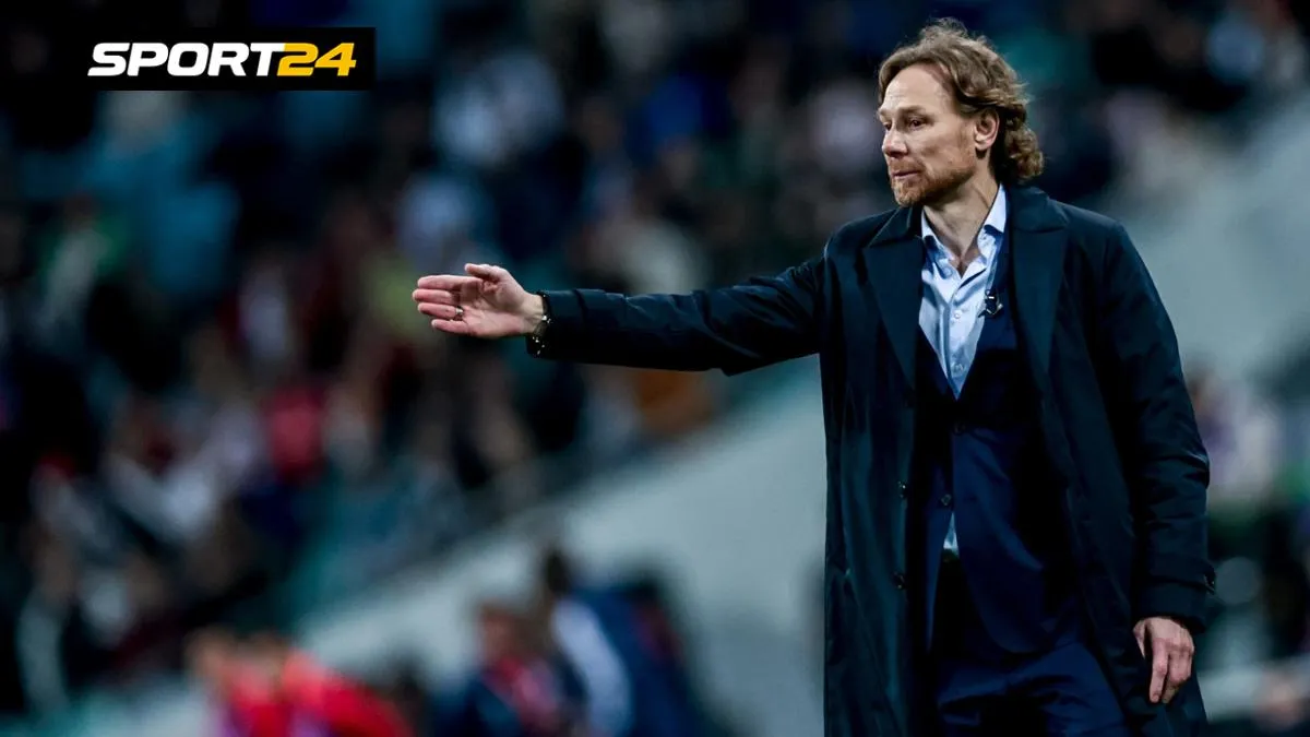Karpen ne comprend rien au football : il fait semblant d'être entraîneur !