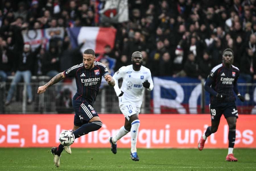 Ligue 1 : Lyon de Paulo Fonseca s'enlise dans la crise et concède un nouveau match nul face au lanterne rouge !