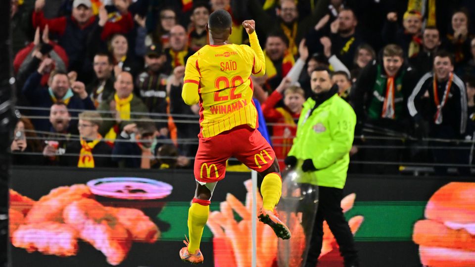Monaco corrigé à domicile par Lens, qui s'empare de la tête de la Ligue 1 !