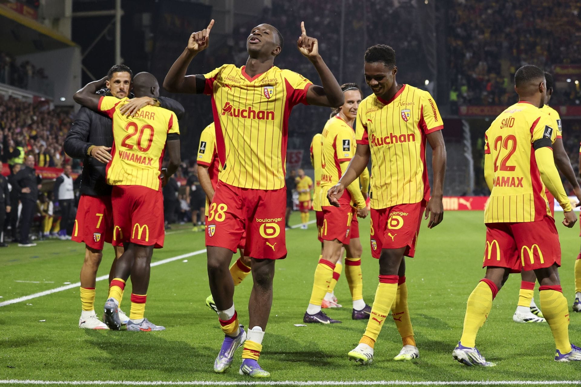 Prédictions et Astuces de Paris : Angers affronte Lens !