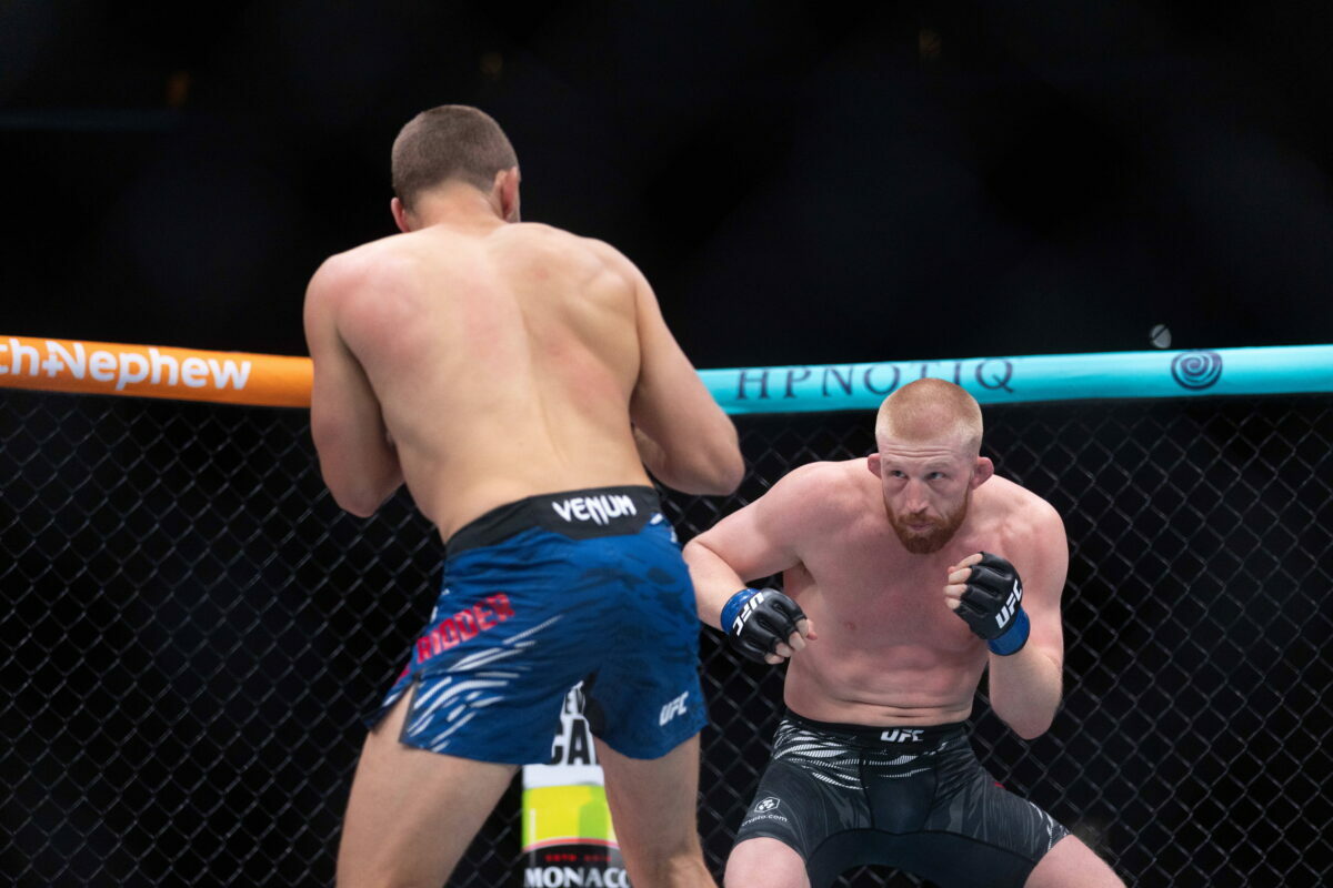 UFC 322 : Une Sous-Carte Électrisante Fait Vibrer le MSG Ce Samedi Soir !