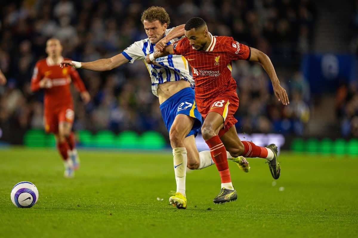 Cody Gakpo face à Brighton.