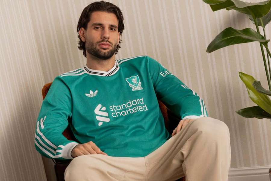 La troisième maillot de Liverpool