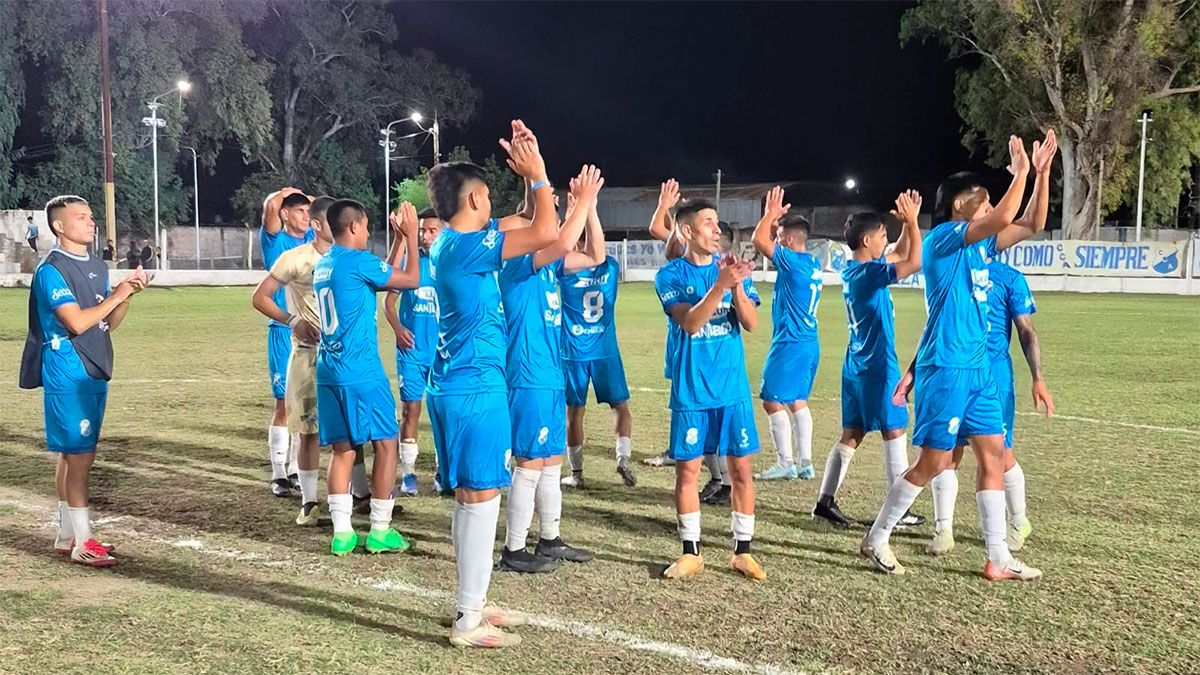 Central Argentino écrase Sportivo Comercio et se qualifie pour la prochaine étape du Torneo Regional !
