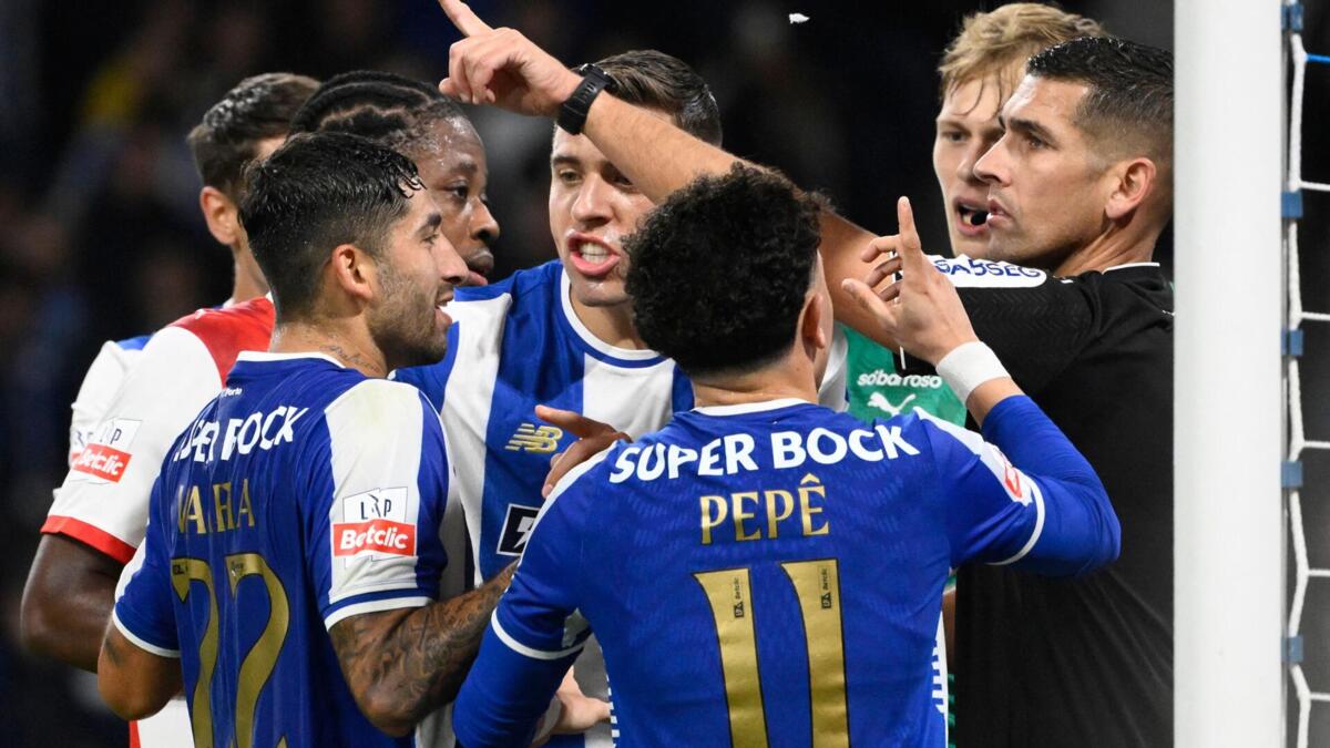 FC Porto fait appel à un "lapsus" dans l'affaire de la télévision dans le vestiaire de Fábio Veríssimo !