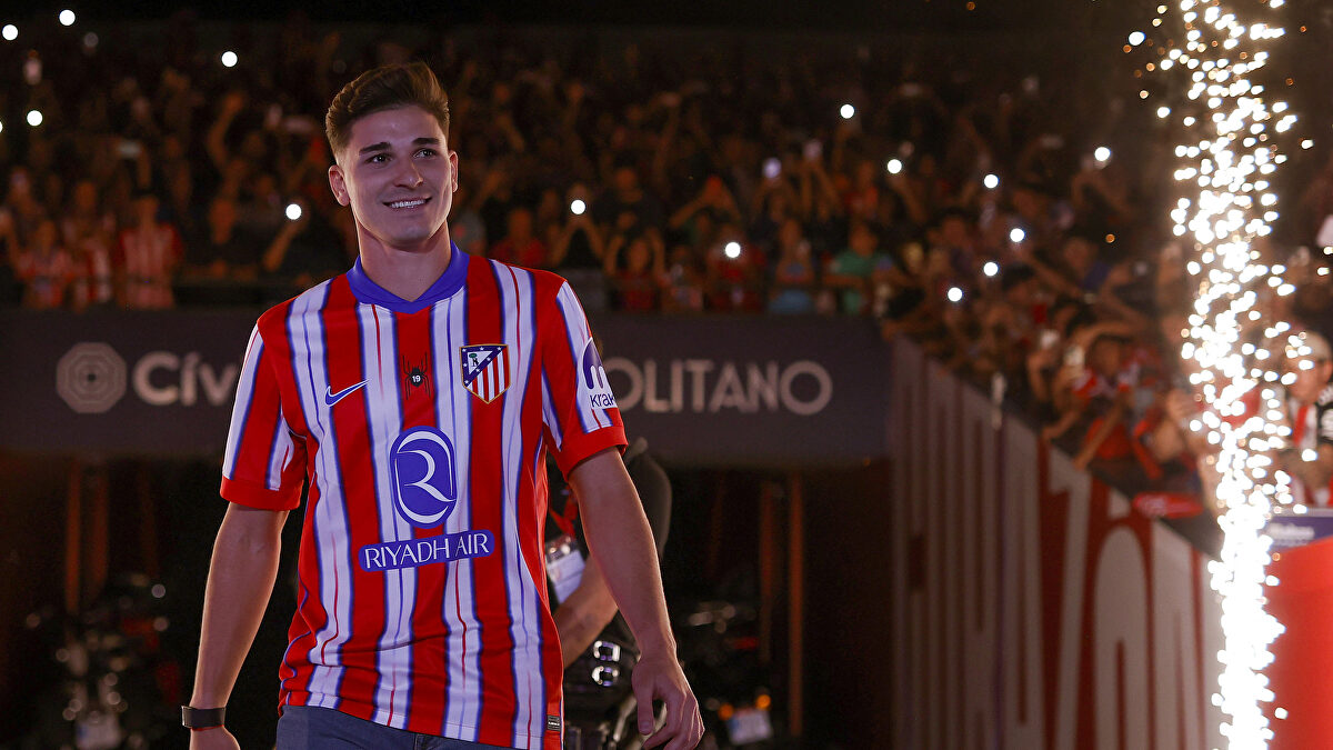 Le mépris choquant du Barça pour Julián Álvarez faute de budget