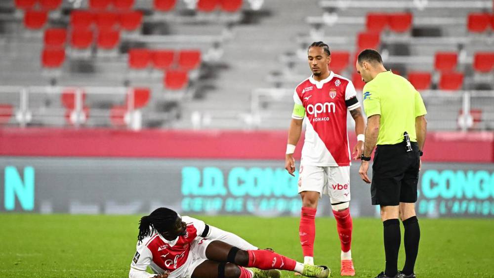 Blessure Grave Met Fin à la Saison du Défenseur de Monaco, Mohammed Salisu!