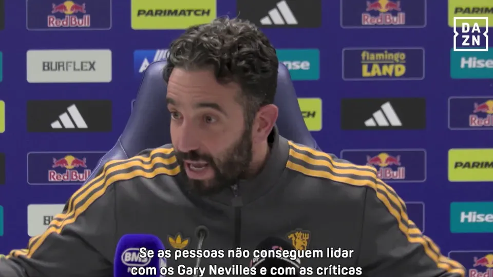 Les images saisissantes de l'éruption de Ruben Amorim en conférence de presse
