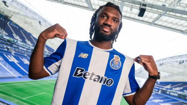 Moffi, l'attaquant des Super Eagles, prêté au FC Porto : un transfert prometteur !