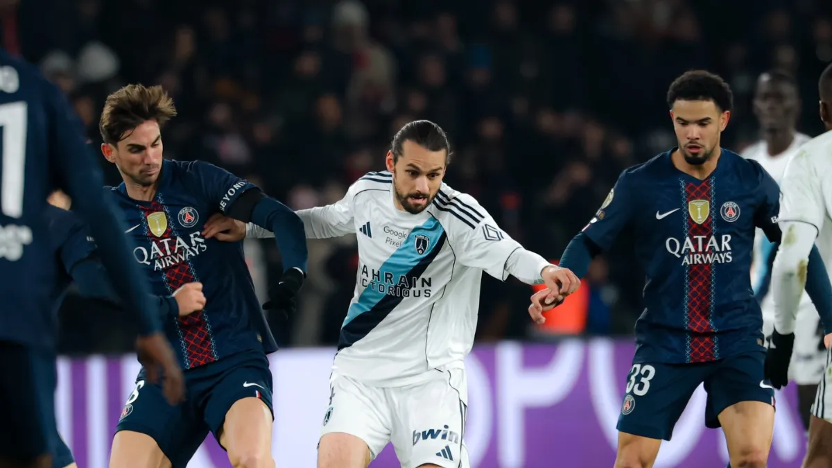 Paris en Fête : Le PSG Domine le Paris FC grâce à 800 Millions d'Euros de Différence !