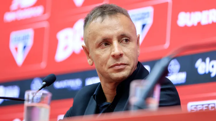 Rafinha pendant sa présentation au São Paulo