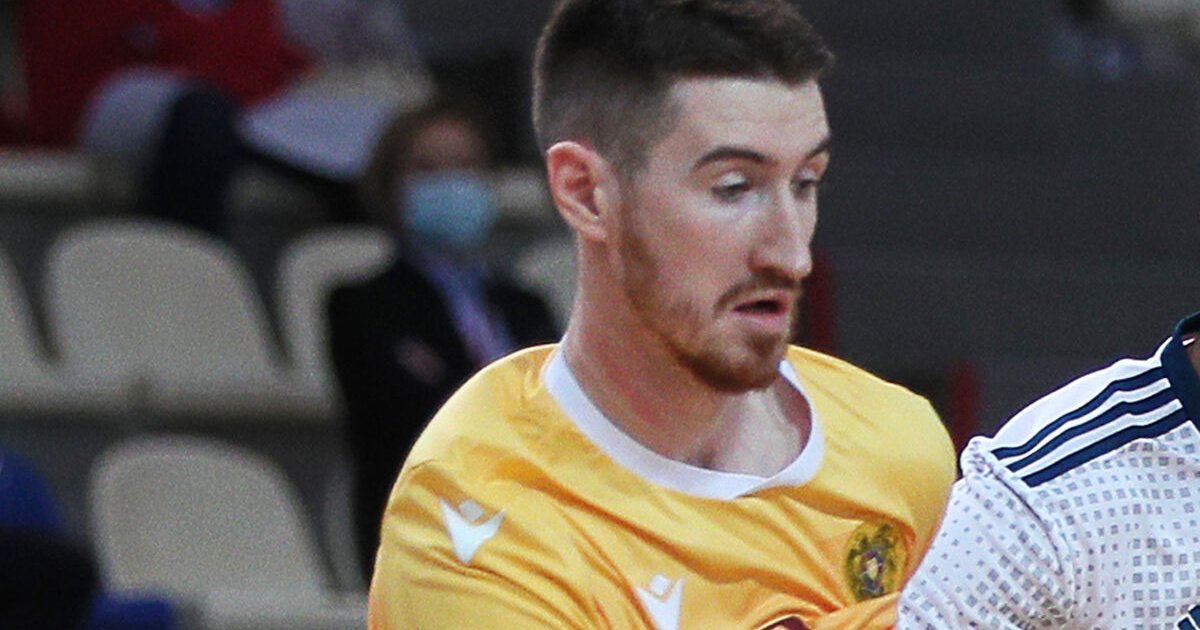 Un joueur de l'équipe nationale arménienne de futsal s'en prend violemment à l'Ukraine !