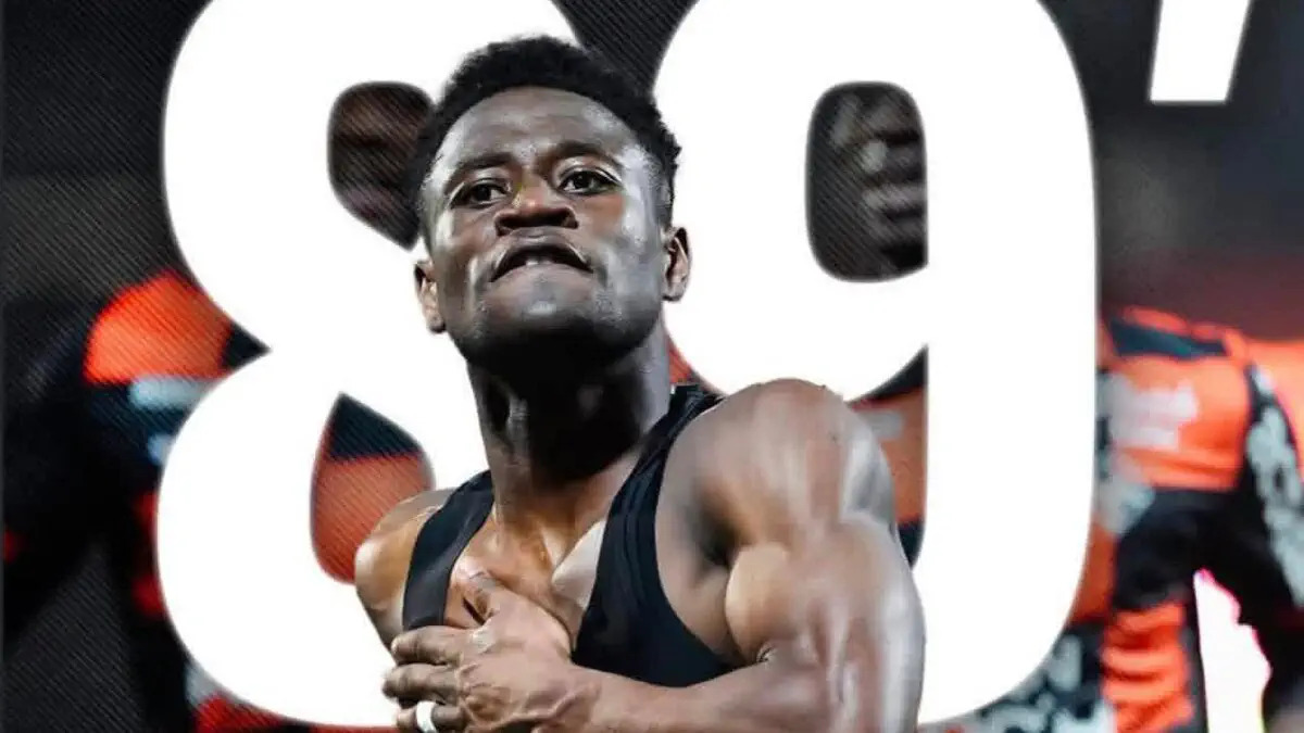 Ligue 1 : Arsène Kouassi offre la victoire à Lorient contre Nantes avec un coup franc incroyable !