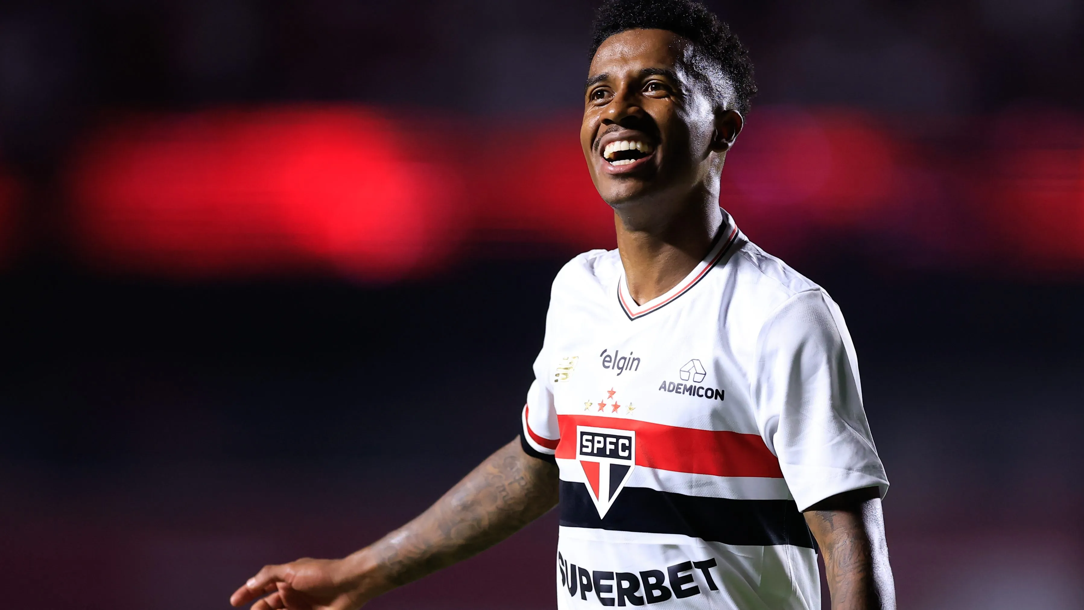 Marcos Antônio durant un match