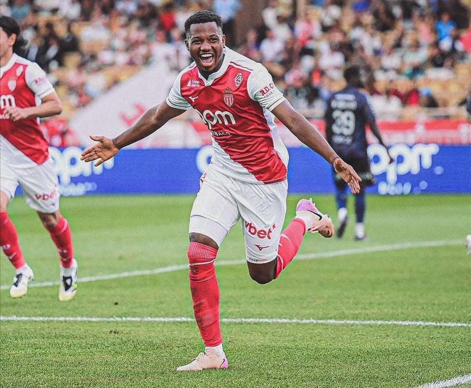 Ansu Fati surclasse les stars de la Ligue 1 !