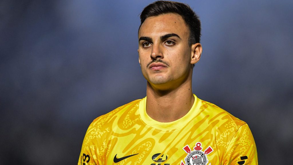 Matheus Donelli a été critiqué par les supporters du Corinthians - Photo: Thiago Ribeiro/AGIF.