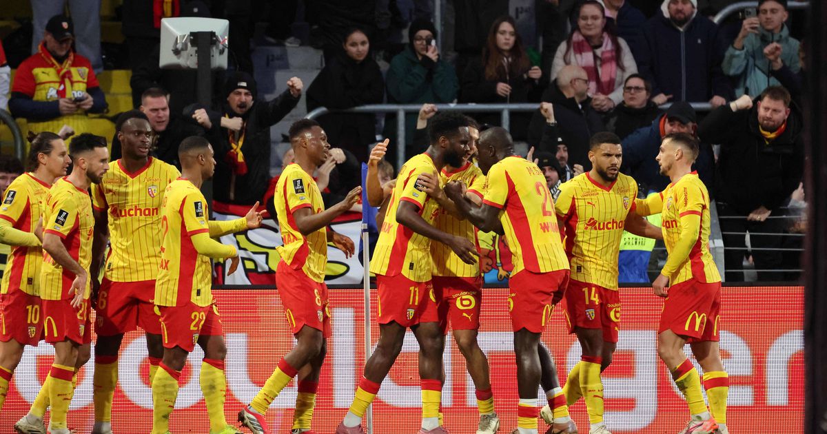 Ligue 1 : Lens prend les commandes et met la pression sur le PSG après une réduction à 10 joueurs !