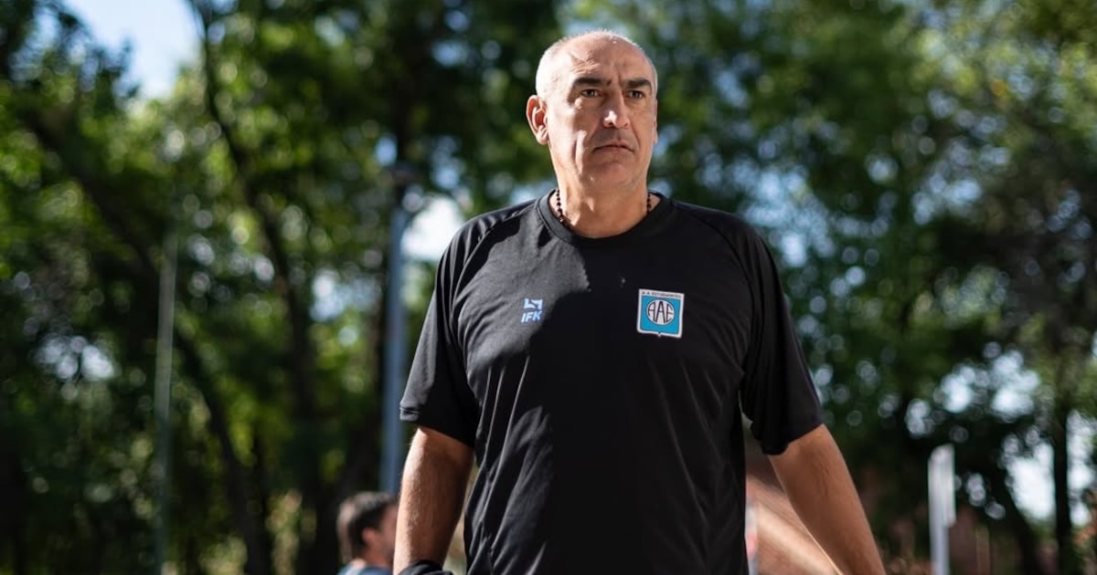 Un nouvel entraîneur écarté en Ligue 1 : déjà six démissions en seulement 9 matches !