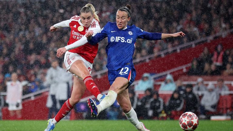 Alessia Russo offre un avantage à Arsenal