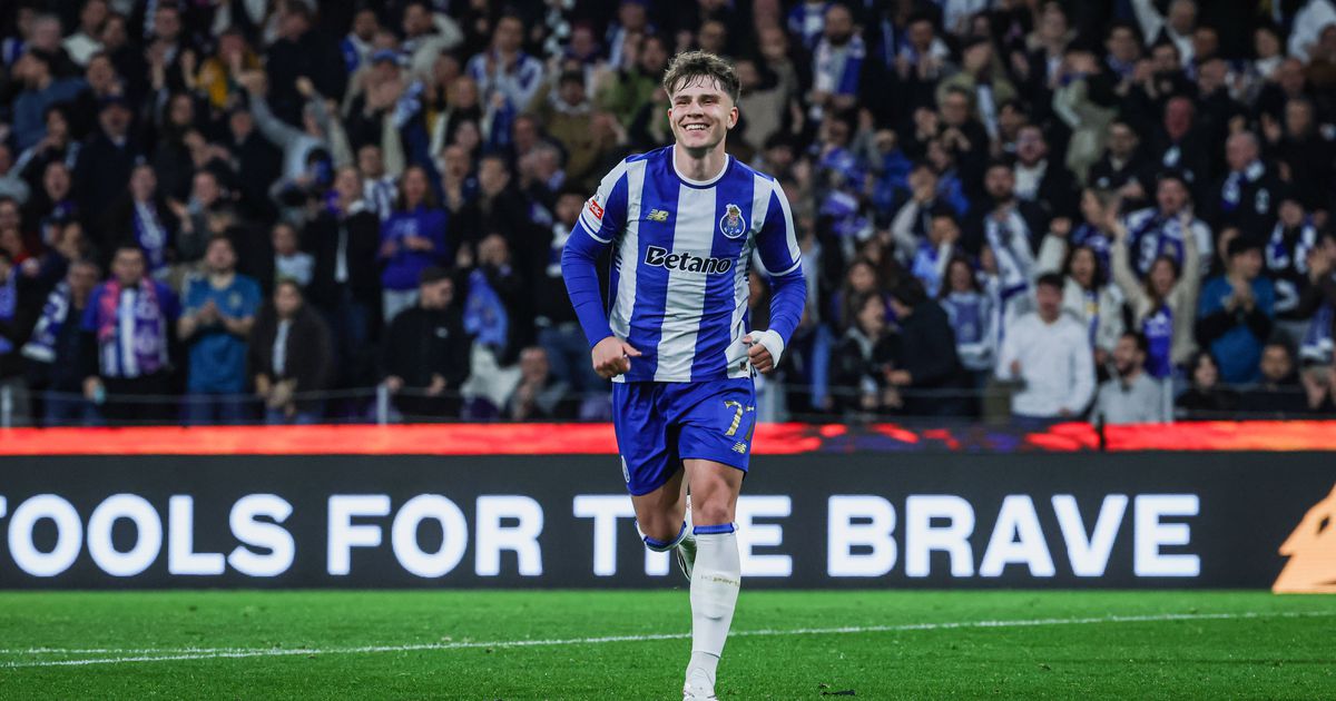 Lewandowski séduit par Pietuszewski : « Un succès éclatant au FC Porto »