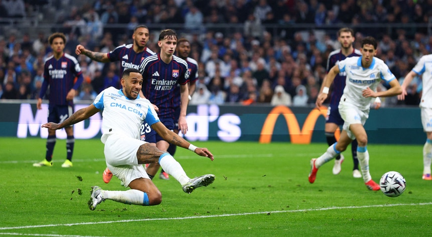 Marselha bat Lyon et se rapproche du podium !