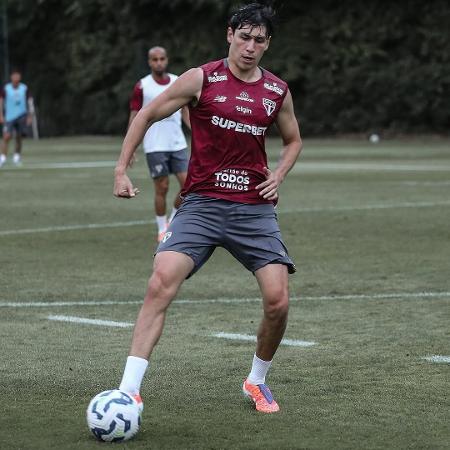 Ferraresi a entraîné sans restrictions avant le classique contre Palmeiras