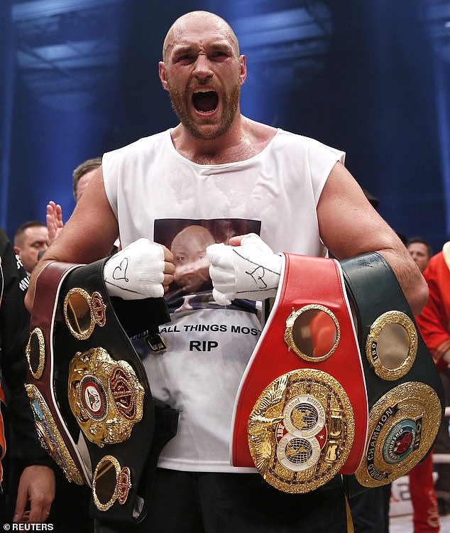 Tyson après avoir remporté le titre de Champion du Monde en 2015