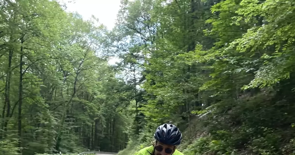 Les défis des cyclistes sur route : entre routes et pistes cyclables !