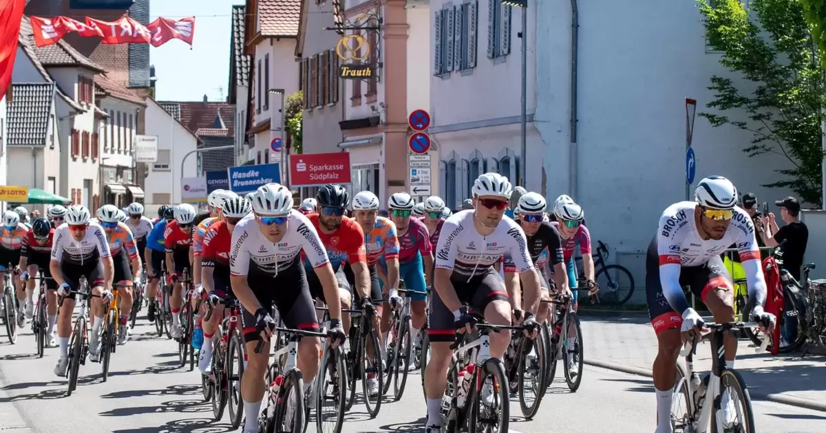 1100 Watts : Mythes et Inquiétudes Dévoilés au Cyclisme d'Offenbach !
