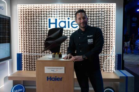 Réplique en chocolat du trophée du Mutua Madrid Open créée par David Pallàs avec des appareils Haier