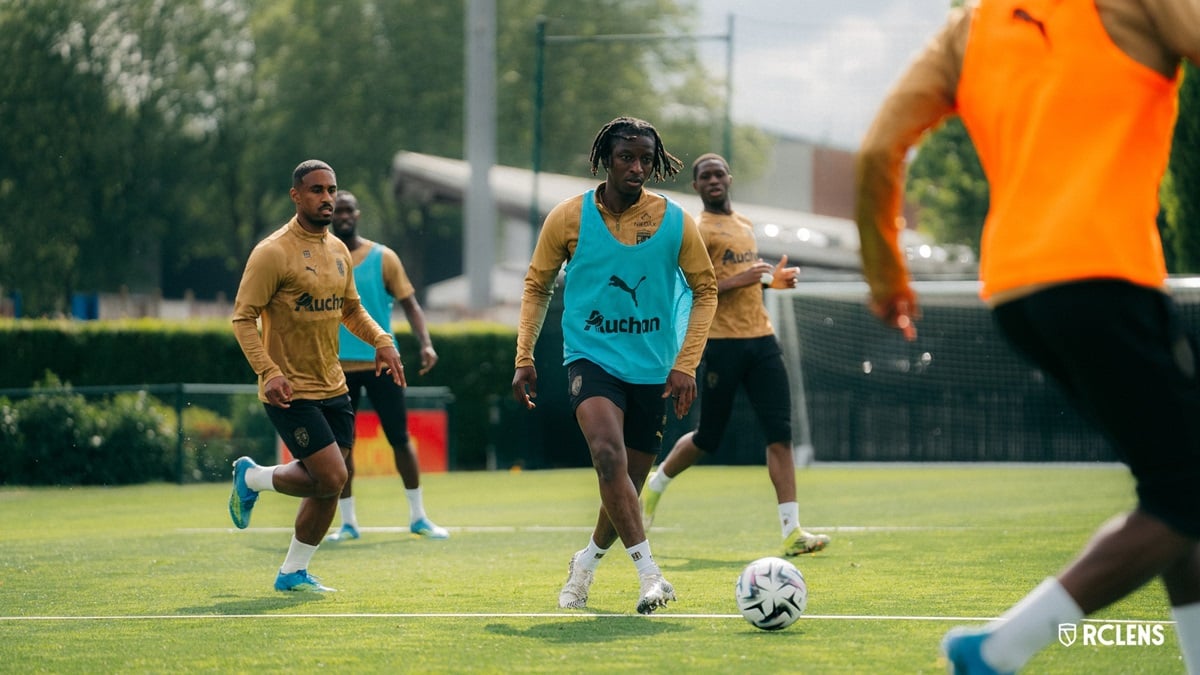 Regardez en Direct : Horaires et Équipes à Suivre !