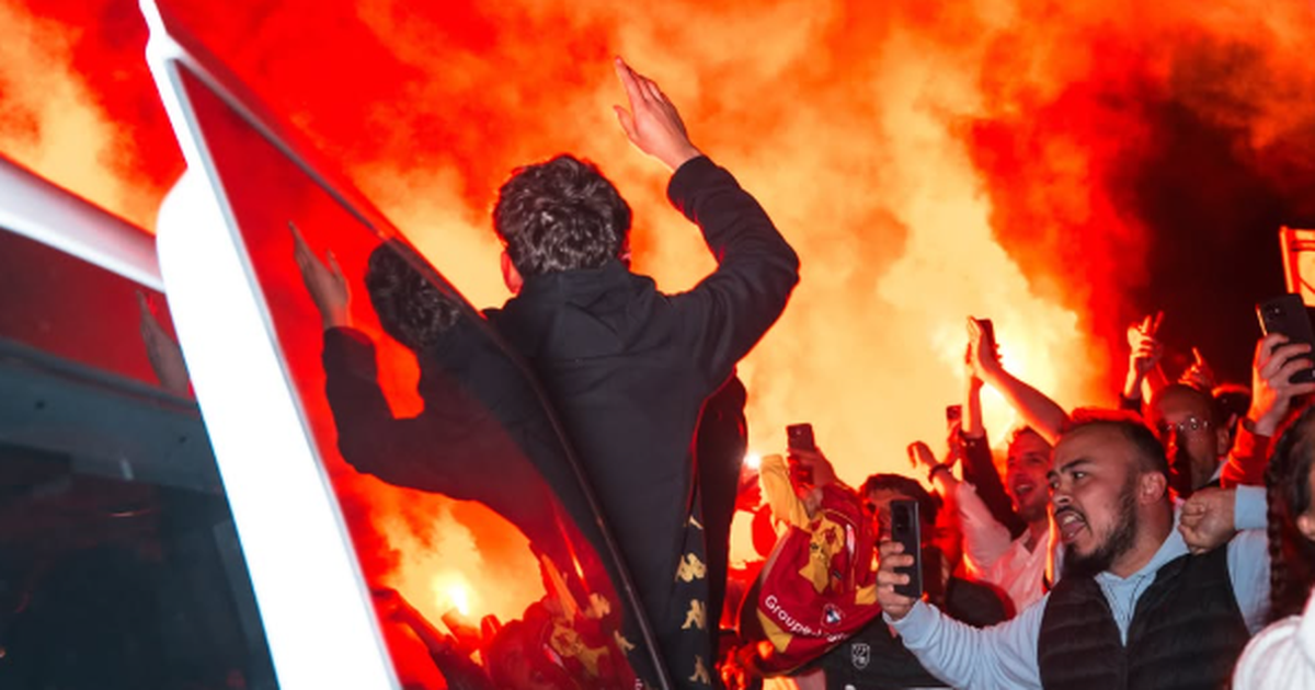 La promotion du Mans en Ligue 1 suspendue, mais la fête continue !