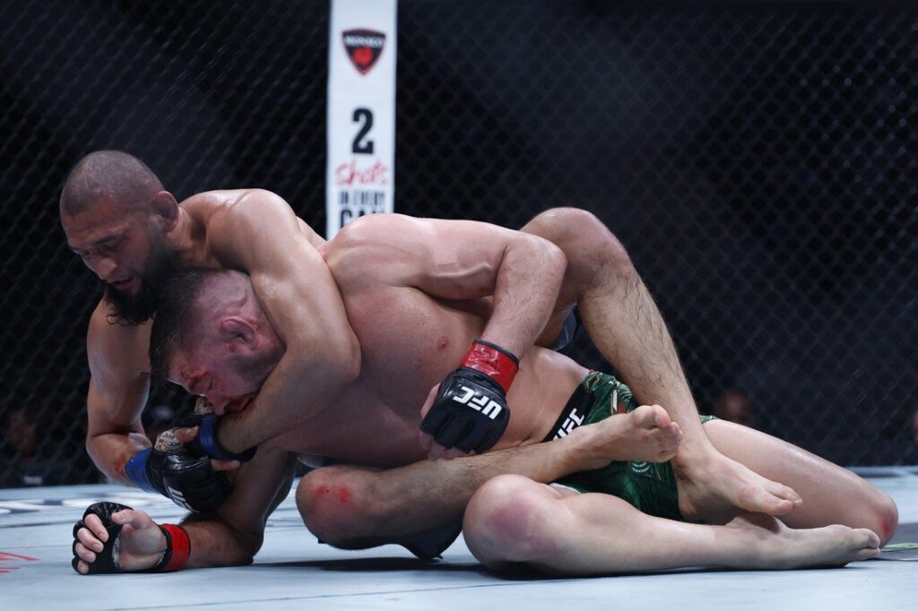 Khamzat Chimaev et Sean Strickland : Le duel explosif pour apaiser une rivalité brûlante à l'UFC 328 !