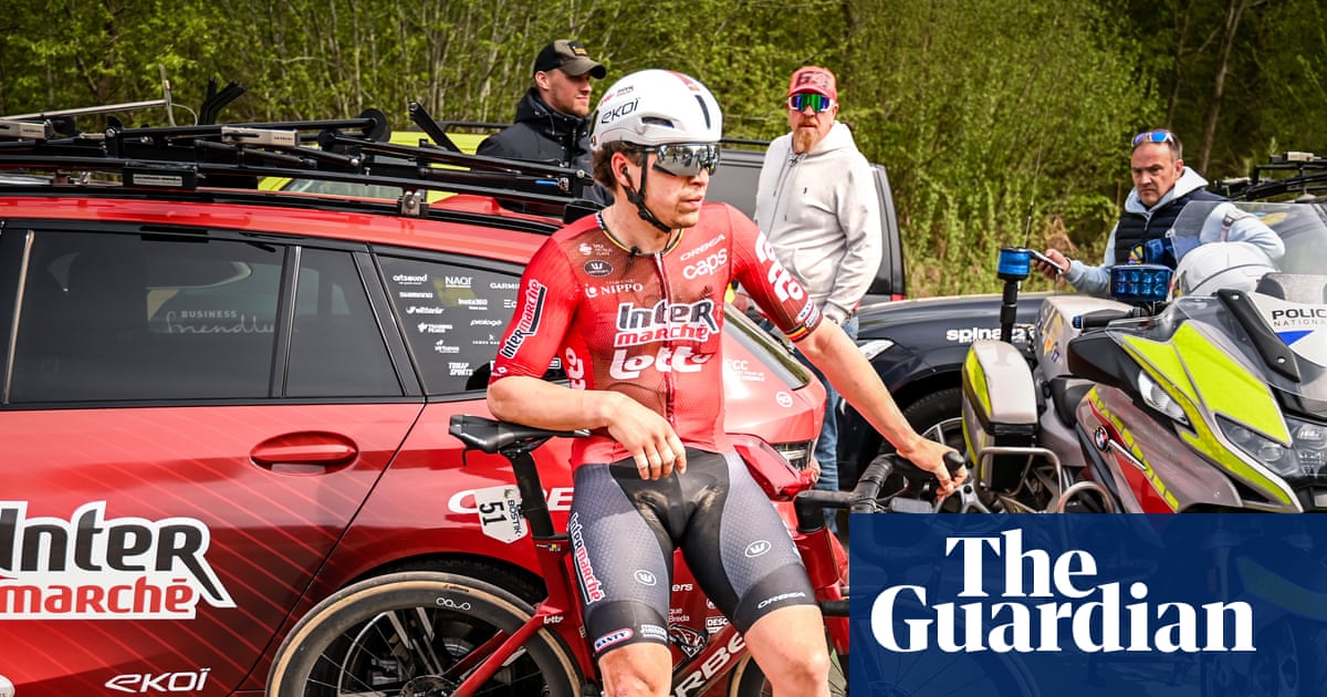La moitié du peloton malade : des bouses de vache pointées du doigt après la course en Belgique !