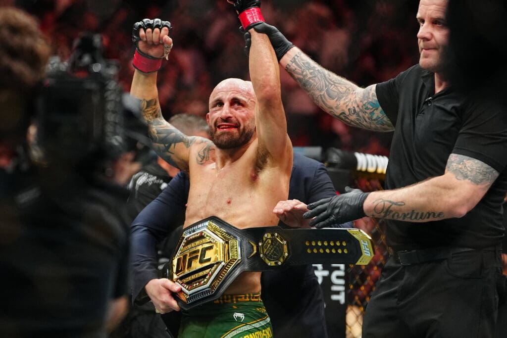 Pourquoi Alexander Volkanovski pense-t-il avoir gâché l'opportunité de titre UFC de Beneil Dariush ?